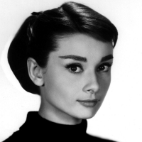 BEAUTIFUL AUDREY HEPBURN