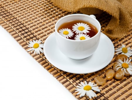 â™¥Camomile Teaâ™¥ - tea, camomile, flowers, herbal, cup