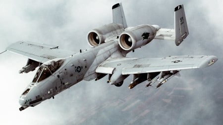 A-10 Thunderbolt II - thunderbolt, fun, aircraft, a10, militayy, cool