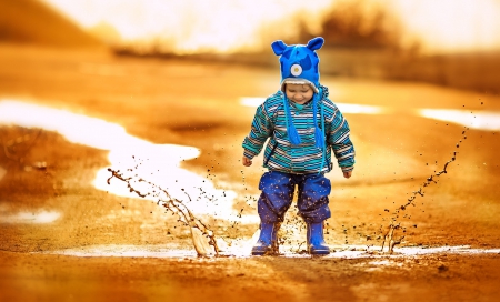 Precious Moments - water, pure love, love, sweet, child, boy, smile, sunset, nature, cute, adorable, sun