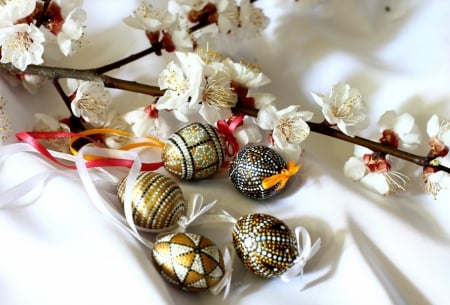 Easter eggs with Blossom - eggs, easter, blossom, ribbons