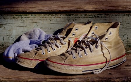 Converse Vintage Sneakers - cons, sneakers, chucks, converse