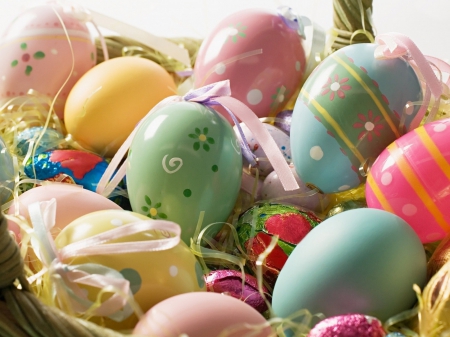 Easter Eggs - eggs, basket, Easter eggs, bows, Easter, candy, ribbons