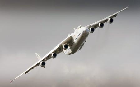 an 225 , mriya