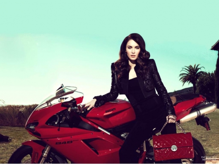 Megan Fox - megan, model, beautiful, actress, megan fox, motorcycle, fox