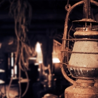 Old  Lamp