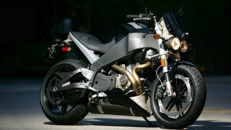 Buell Lightning XB12 - xb12, bike, motor, lightning, buell