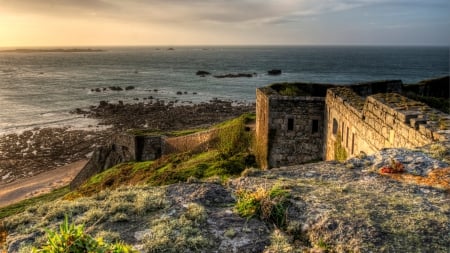 Fort Tourgis - fort, ancient, tourgis, photo