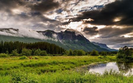 Splendor Our Land - wonderful, clouds, mountains, land