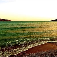 THE IRRESISTIBLE BEACH AT SUNSET..