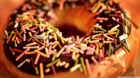 Donut close up - sweets, wallpaper, softness, cookies, desserts, sweet, abstract, hd, eat, photography, colours, food, macro, cake