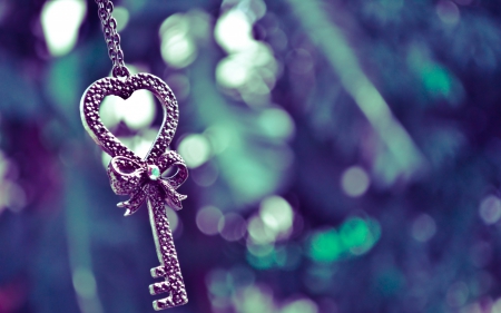 â™¥ - bokeh, pendant, key, heart, jewel, valentine, glitter, bow, pink, green