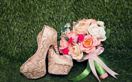 Shoe and bouquet - flowers, bouquet, shoe, grass