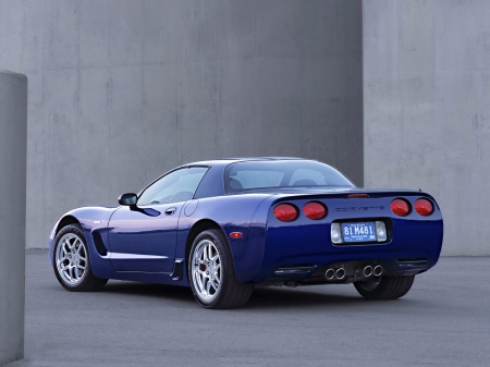 chevrolet corvette - car, chevrolet, wheel, corvette