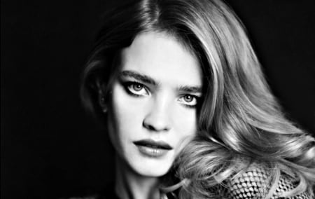 Natalia Vodianova - face, white, portrait, natalia vodianova, black, model, girl, woman