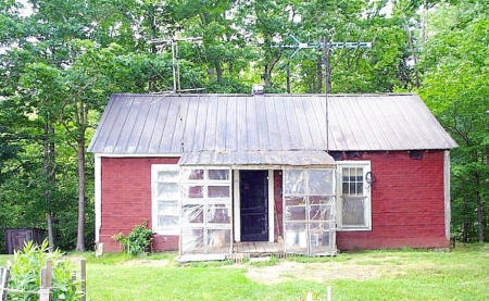 Kentucky Farmhouse - farm, architecture, farmhouse, kentucky, rural