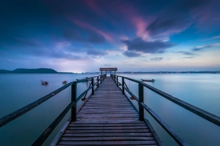 Blue Sunset - clouds, blue sunset, blue, boat, splendor, sea, ocean, pier, sunset, nature, view, sky, ocean view