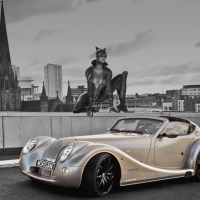Supersport car morgan & super girl