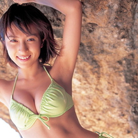 hot,sexy,cute,green bikini,actress,Kasumi Nakane,2