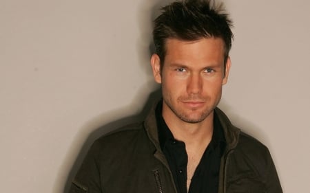 Matthew Davis