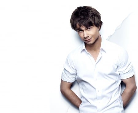 Alexander Rybak - alexander rybak, people, rybak, violinist, alexander, singers, singer