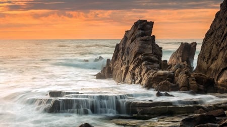 fabulous rocky seacoast hdr - surf, sunset, hdr, sea, waves, rocks