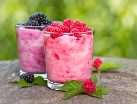 â™¥Sweet Dessertâ™¥ - fresh, yogurt, yummy, milkshake, dessert, berries