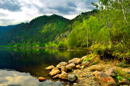 A picturesque place near river - greenery, clouds, quiet, trees, beautiful, reflection, calmness, river, shore, tranquility, picturesque, serenity, lake, place, sky