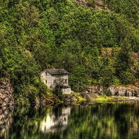 	Abandoned house