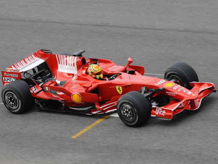 ROSSI F1 TEST-2 - f1, sports, rossi, auto racing, motogp, ferrari