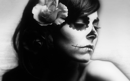 Black and White Beauty - black and white, gothic, dark, flowers in hair