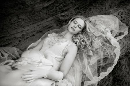 Sleeping Beauty - black and white, bride, photography, sleeping beauty