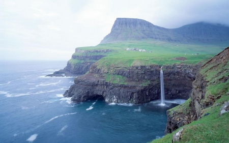 Nordic landscapes III. - north, ocean, landscape, nordic, water, mountains, wallpaper, waterfall, rocks, coast, hd, nature, sea, scene