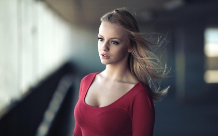 beauty in red - blonde, tshirt, beauty, red