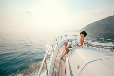 Take me Away â™¥ - beauty, woman, lady, ocean, girl, photography, summer, bride, bouquet, beautiful, sea, boat