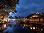 beautiful seaside restaurant in hawaii at dusk