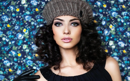 brunette - beauty, cap, patels, look