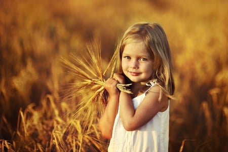 Sweetness - beauty, sunshine, adorable, girl, child, field, sunset, nature, face, pretty, splendor, sweet, cute, sweetness