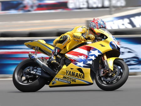 Edwards Laguna Seca 06 - sports, motogp, auto racing, edwards, yamaha