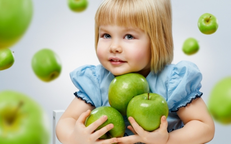 â™¥ - apple, summer, child, cute, blonde, adorable, girl, blue, fruit, green