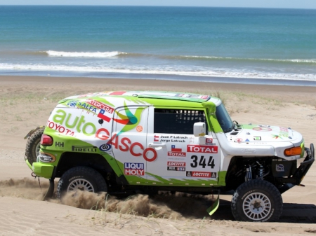 Toyota FJ Cruiser - dakar, rally, offroad, 4x4