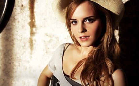 Cowgirl Emma Watson - women, famous, girls, fun, westerns, fashion, cowgirls, actors, beautiful