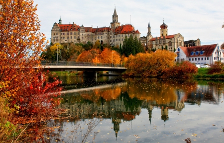 Sigmaringen Castle (Germany) - sigmaringen castle, castles, castle, river, sigmaringen, rivers, bridge, bridges, germany