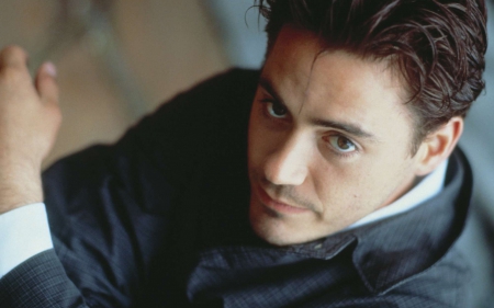 Robert Downey Jr - actors, robert, people, actor, downey, robert downey jr