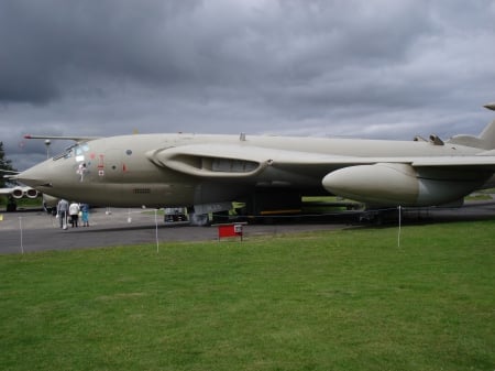 Victor bomber - raf, elvington, museum, victor