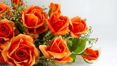 Lovely roses - beauty, fragrance, roses, bouquet, lovely, pretty, beautiful, leaves, orange, scent, flowers