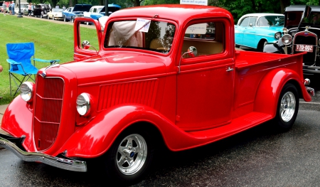 Old School Pick Up - ford pick up, classic pick up, old school pick up, old ford pick up