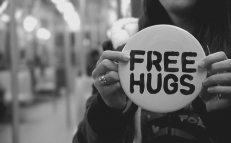 FREE HUGS - black and white, for you, messagge, free hugs