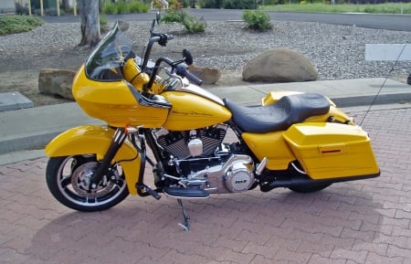 Harley Davidson Road Glide - bike, motorcycle, road glide, harley