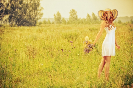 Summer Day â™¥ - woman, beauty, girl, photography, summer, bouquet, field, nature, beautiful, smile